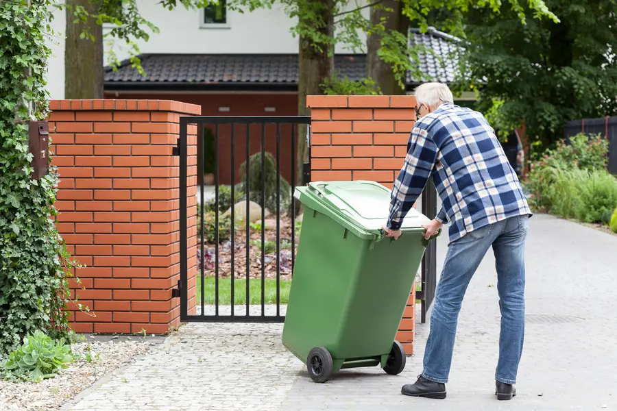 How Commercial Trash Collection Supports Business Operations in Summers, AR
