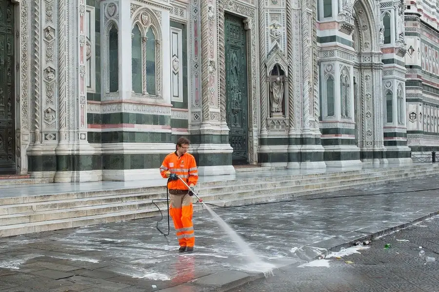 Pressure Washing Tips For Preparing Areas For Heavy Equipment in Summers, AR